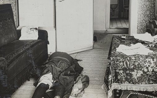 Sündenbabel Berlin 
 Armut, Terror und politische Morde