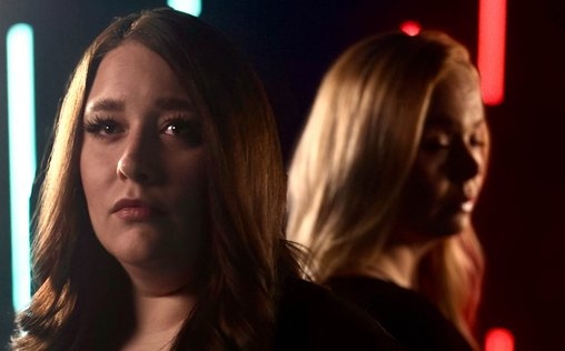 Stimmen im Kopf 
 Mary Louise Day