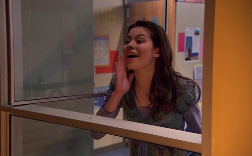 iCarly 
 Fang das Küken!