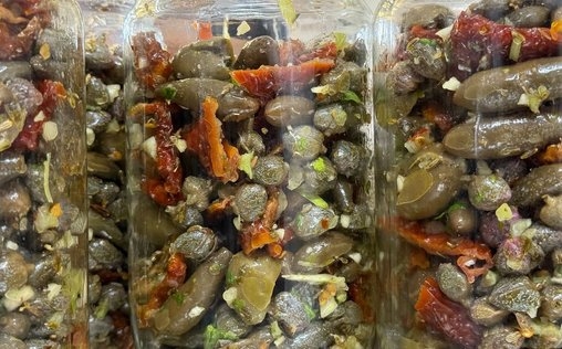 Welt der Gewürze 
 Kapern von den Liparischen Inseln