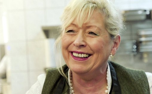 Unter unserem Himmel 
 Kochgeschichten - Besonderes von Ochs, Gans und Kalb