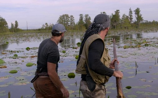 Das Survival-Duo: Zwei Männer, ein Ziel 
 Gefangen am Vulkan Teil 1