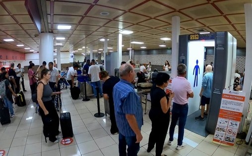 Border Patrol Kuba 
 Marihuana in Kapseln