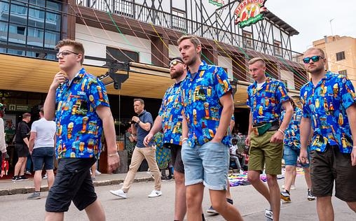 Partyschlager 
 Schöner, jünger, geiler