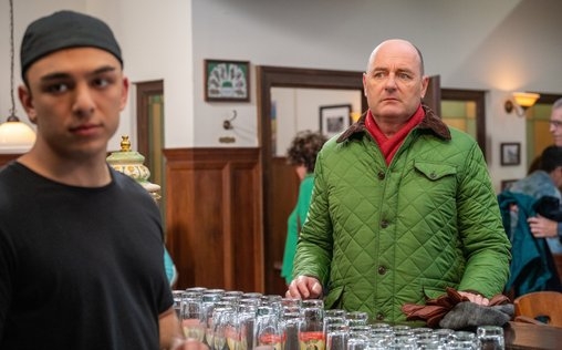 Dahoam is Dahoam 
 Gfordert