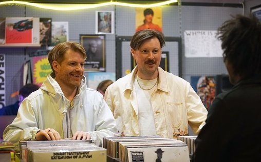 Ground Control 
 Django Django