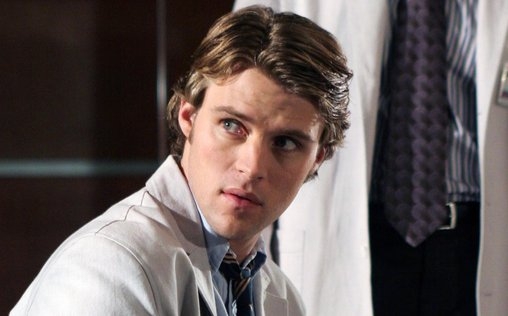 Dr. House 
 Tod aus der Wand