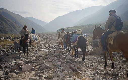 360° - Die GEO-Reportage 
 Argentinien, unterwegs mit dem Anden-Doktor