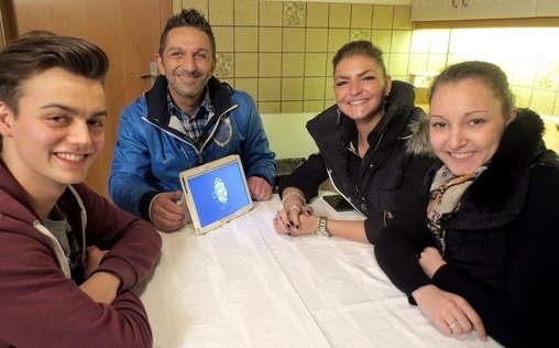 Der Trödeltrupp - Das Geld liegt im Keller 
 Mauro bei Isabel