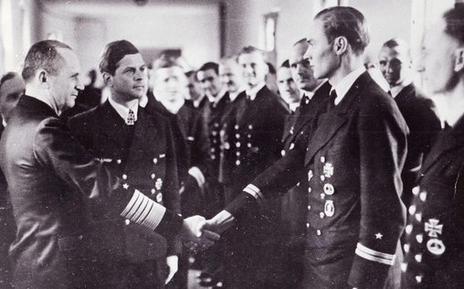 Entscheidung im Atlantik - Der U-Boot-Krieg 1939-45 
 Vom Jäger zum Gejagten