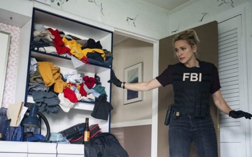 FBI: Special Crime Unit 
 Doppeltes Spiel
