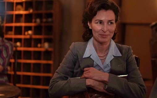 Agatha und die Mitternachtsmorde 
 London im Jahr 1940: Während der Blitzkrieg wütet ...