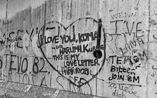 Liebe im Kalten Krieg 
 Im Kalten Krieg stehen sich zwei verfeindete polit...