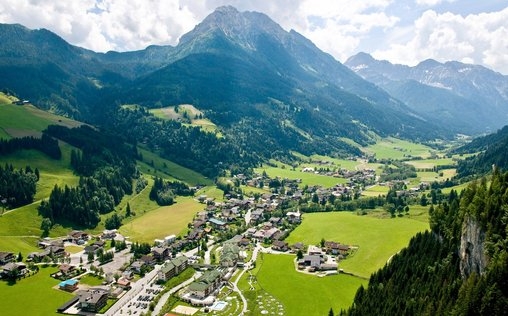 Heimat der Klöster 
 Bergsommer im Kleinarltal