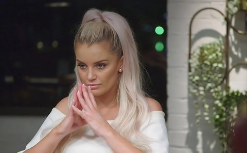 Hochzeit auf den ersten Blick - Australien 
 Glitzergirl im Hahnenkampf