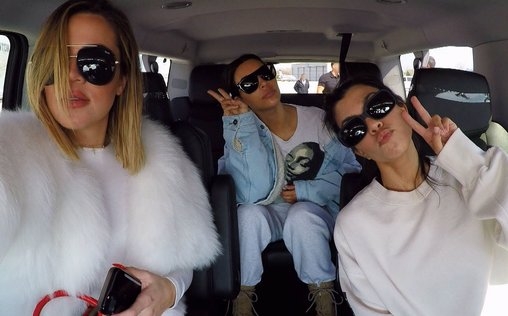 Keeping up with the Kardashians 
 Durchdrehen im Lockdown